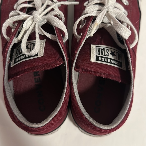 Converse All Star Sneakers Burgundy Women’s Size 8 - Picture 6 of 10